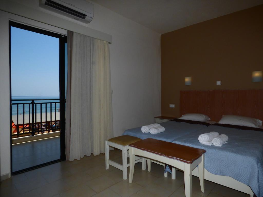 Camelia Studios & Apartments Stalós Zewnętrze zdjęcie