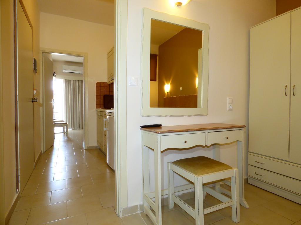 Camelia Studios & Apartments Stalós Zewnętrze zdjęcie