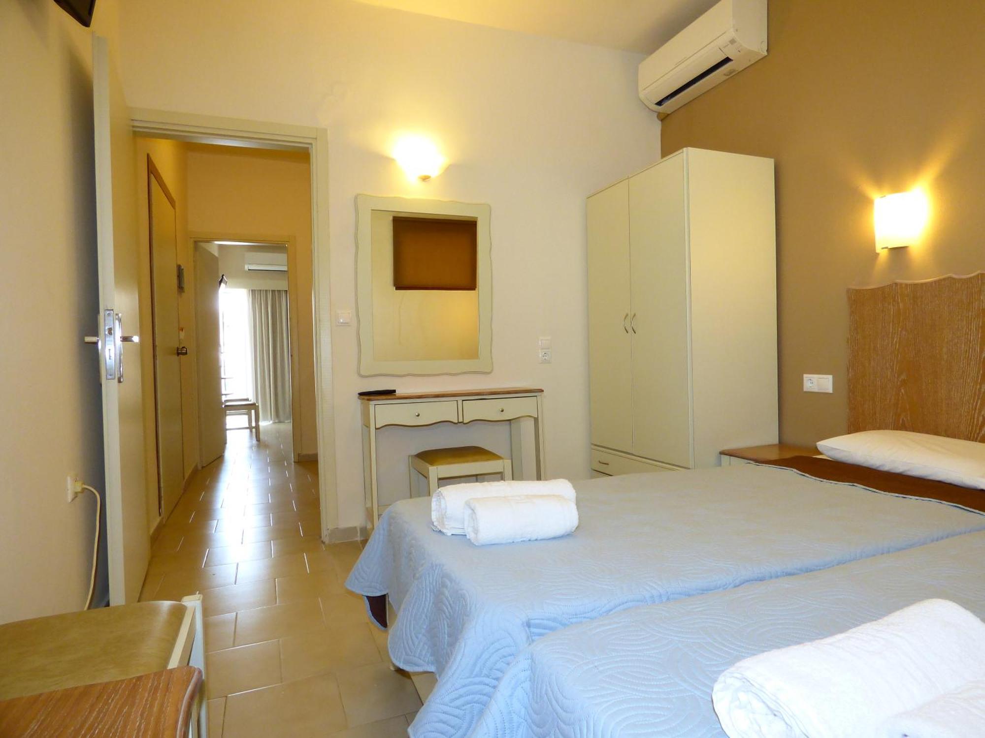 Camelia Studios & Apartments Stalós Zewnętrze zdjęcie